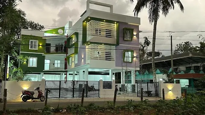 Leela'S Arcade Managed By Ss Builders & Developers Apartment Karunagapalli